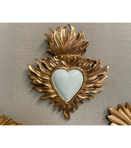 ex-voto doré en forme de coeur vert amande avec flammes- décoration murale artisanale- HOMEDÉCO by Béa