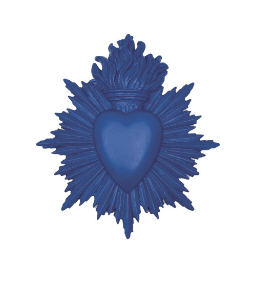 Ex-voto décoratif en résine bleu Klein intense avec flamme contrastée.