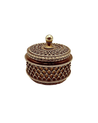 boîte ronde en métal vieilli à motifs ciselés - HOMEDÉCO by Béa
