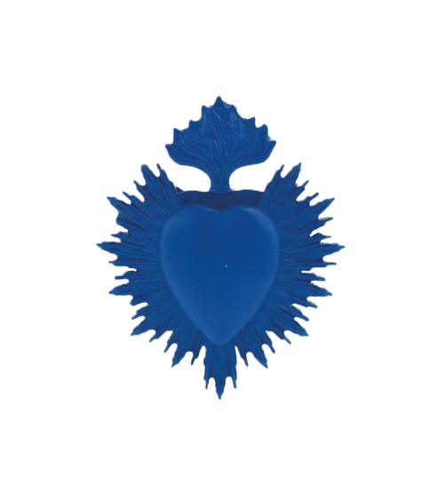 Décoration coeur ex-voto bleu foncé esprit cabinet de curiosités.