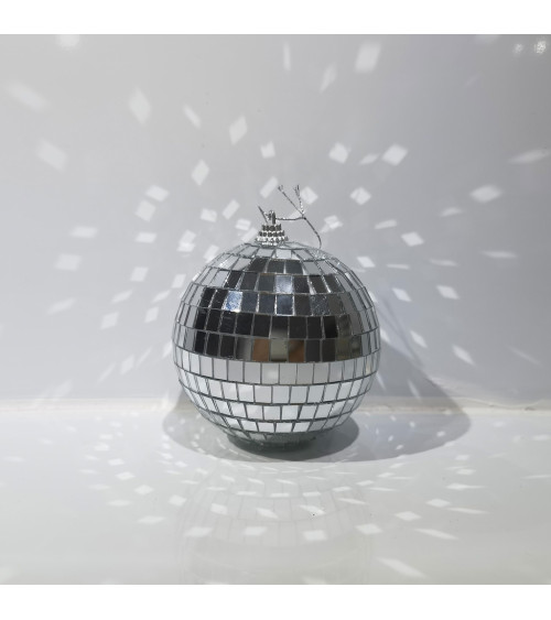 Boule disco miroir diamètre 10 cm idéale pour une ambiance festive et rétro