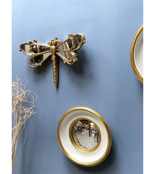 libellule dorée décoration murale style poétique et raffiné