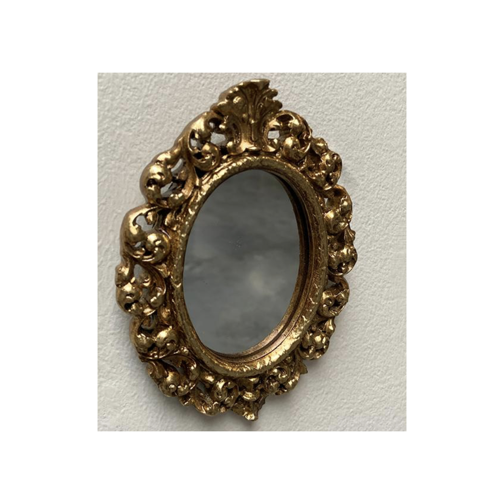 Vieux Miroir Mural Ovale Arqué En Cuivre Doré, Style Vintage Rétro Du Milieu Du XXe Siècle - Parfait Pour Une Décoration Murale Authentique (21,5 X 17 Cm)