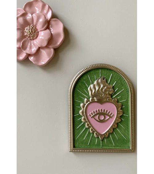 decoration murale coeur sacre dans interieur boheme chic mur galerie