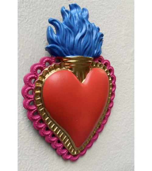 decoration murale coeur sacre detail couleurs vives bleu rose rouge doré