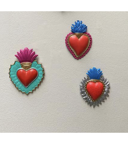 decoration murale coeur sacre coloré dans mur galerie interieur bohème