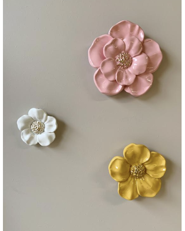 Décoration murale fleur blanche en résine 8 cm style vintage