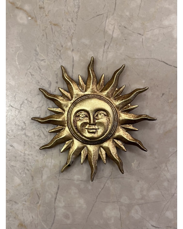 Ex-voto soleil doré mural – petite décoration murale bohème chic