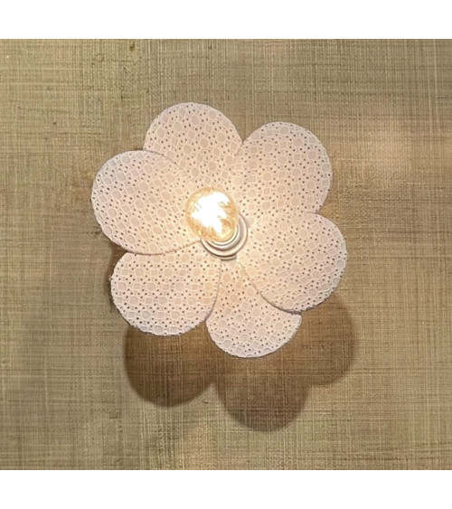 Applique murale fleur blanche éclairage ambiance chaleureuse