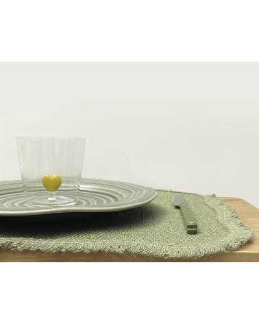 Set de table rectangulaire en jute vert à bords ondulés