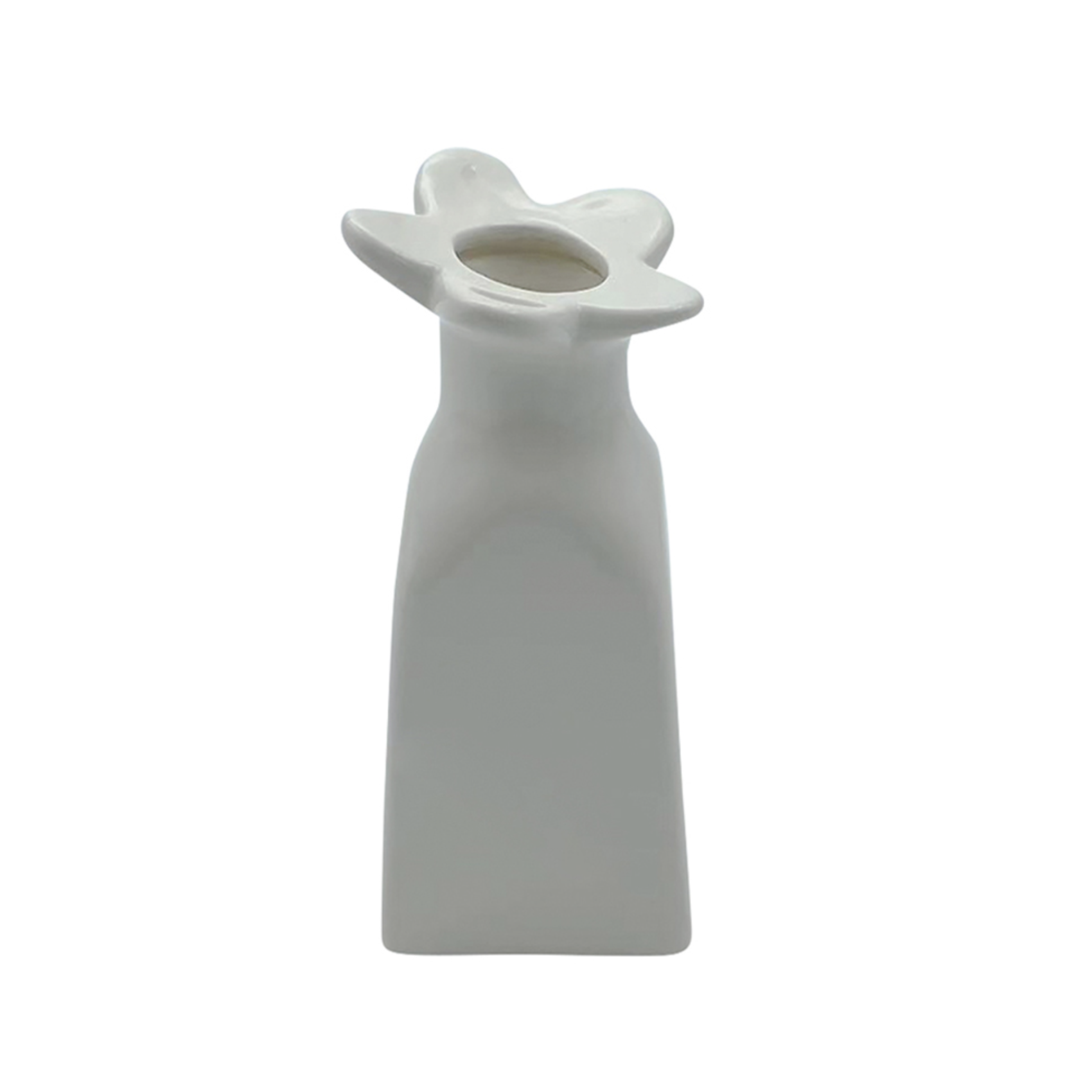 Vase fleur blanc en faïence utilisé comme soliflore décoratif