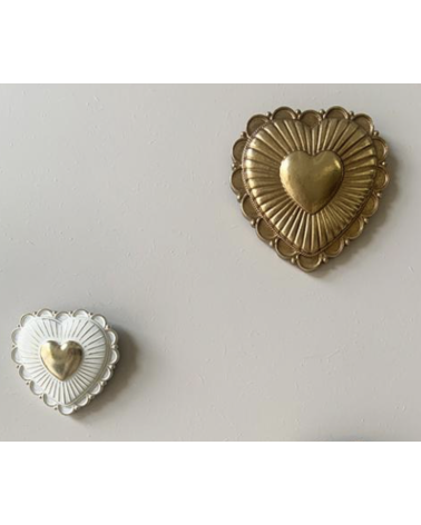 Ex-voto cœur blanc et doré – décoration murale rayonnante